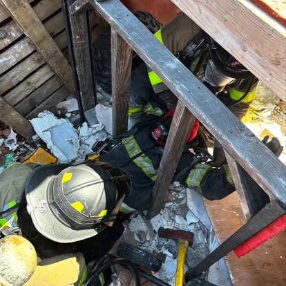 Fireground Safety & Survival